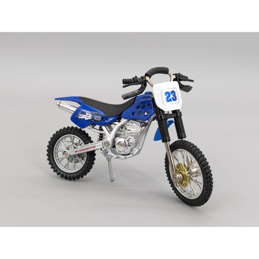 Tara Toy Extreme Gear Case Fingerboards Bikes Collectors Case W/ Accessories - Picture 11 of 16